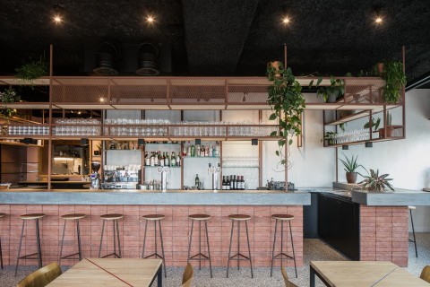 Interieur bar - Rosso DUBIO 1