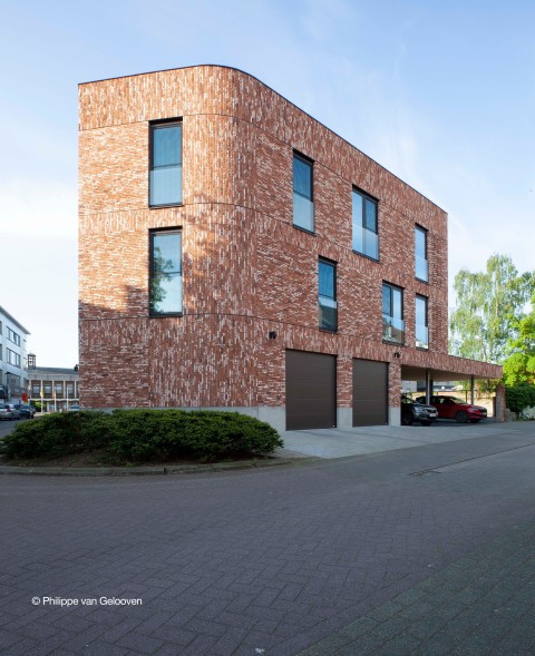 Ronde gevel in Helena