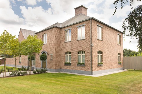 Pastorijstijl - Klampsteen Kesselt Baekel